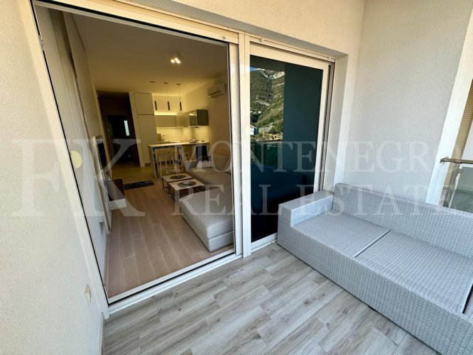 Ideal for permanent residence and vacation apartment,58m2, in Montenegro, in Budva Riviera, Becici, 3 min walk to the sea, included a garage.