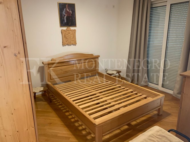 *Beautiful apartment, 78m2, in the center of Budva, on the sixth floor, with stunning sea views and a large living room, in Montenegro.