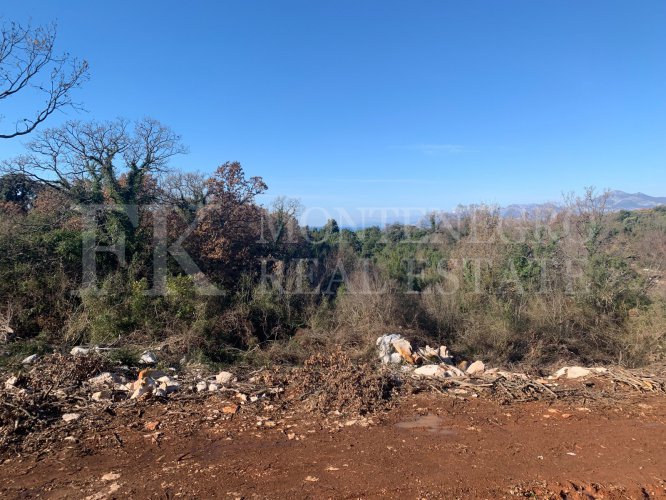 Six magnificent urbanized building plots, individually for sale, starting from 473m2, with sea views, in Utjeha-Kunje, Montenegro.