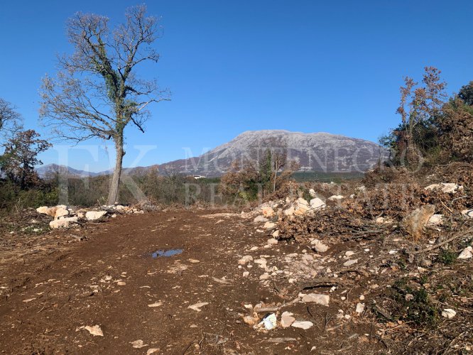 Six magnificent urbanized building plots, individually for sale, starting from 473m2, with sea views, in Utjeha-Kunje, Montenegro.