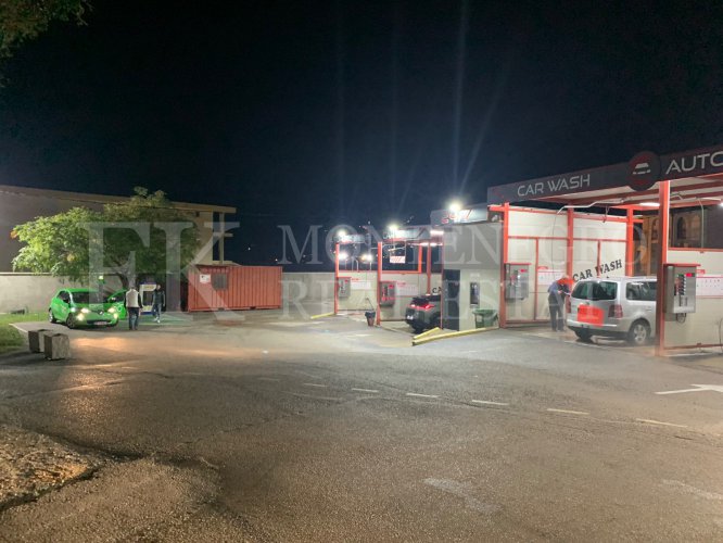 Reduced price!!! Great investment! Self-service car wash in Bar with electric vehicle charging stations.