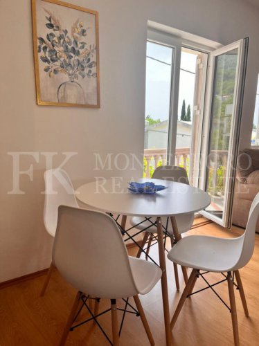 *Nice house for two families,132m2, in the center but quiet area of Sutomore , municipality Bar, Montenegro.