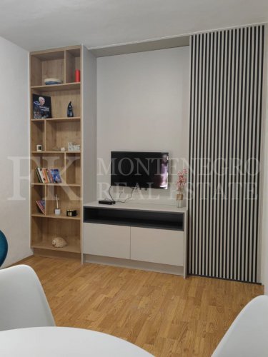 *Nice house for two families,132m2, in the center but quiet area of Sutomore , municipality Bar, Montenegro.