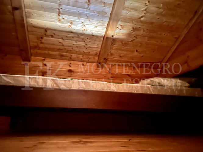 *Rare offer near Ulcinj. A freshly renovated and legally built house, 90 m2, plot of 83,000 m2, overlooking Ada Bojana and the sea, in Montenegro.