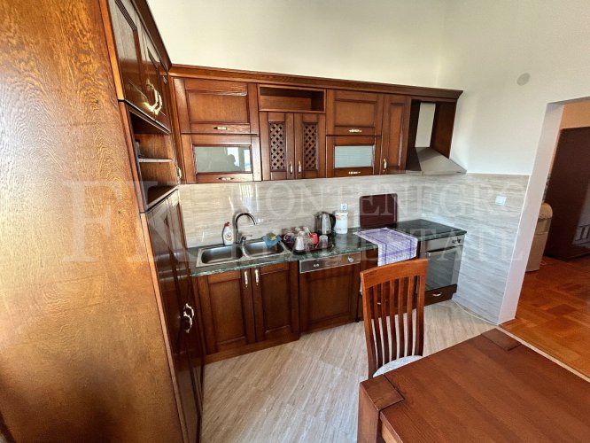 *Apartment Building with Holiday Apartments / Small Hotel in Utjeha-Hladna Uvala, only 280m to the Sea, in Montenegro