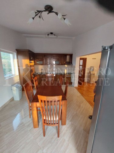 *Apartment Building with Holiday Apartments / Small Hotel in Utjeha-Hladna Uvala, only 280m to the Sea, in Montenegro