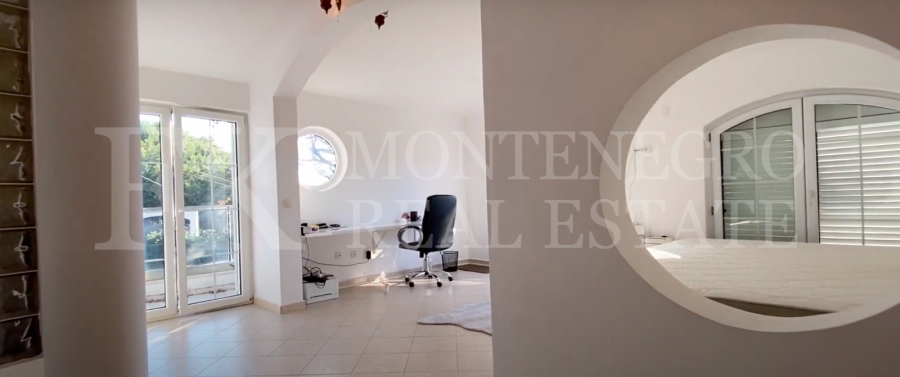 Dream Villa,440m2, in Budva-Prijevor with Sea View and Beach Proximity, in Montenegro.