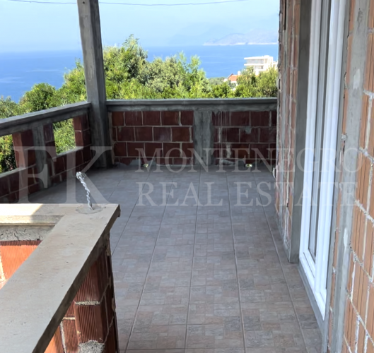 *Multifamily House, 268m2, with Sea View in Bar - Utjeha, Montenegro