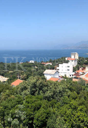 *Multifamily House, 268m2, with Sea View in Bar - Utjeha, Montenegro