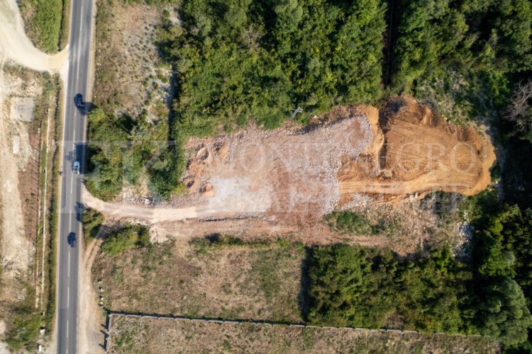 *Perfect Location: 4,269 m² Commercial Land on the Budva-Tivat Main Road, in Montenegro