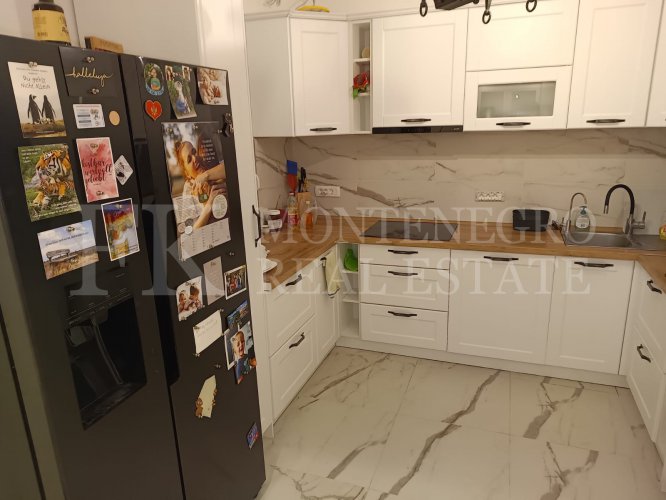 *Charming Family House, 120 m², in Ulcinj-Stoj with Large Terrace and Parking, Near the Sand Beach, Montenegro.