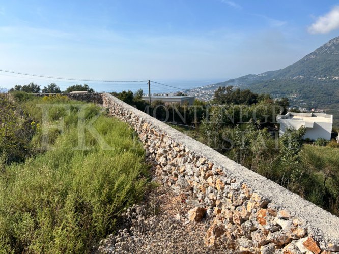 Spacious Plot with Sea View in Bar-Zupci, 1,842 m²