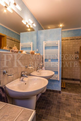 Luxury Apartment with Stunning Sea View, 141 m², in Bar-Utjeha