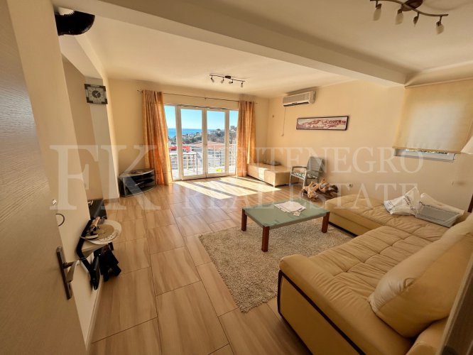 Fantastic house with breathtaking sea view, 310m2, in Bar-Susanj, with an outdoor swimming pool, only 700m from the sea.