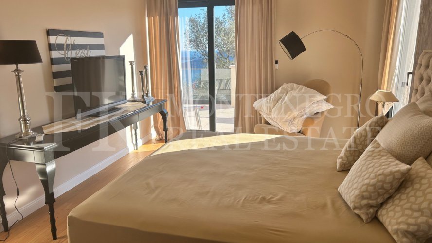 Spectacular New Villa with Sea View, Pool & Luxury Features – Herceg Novi, Trebisin