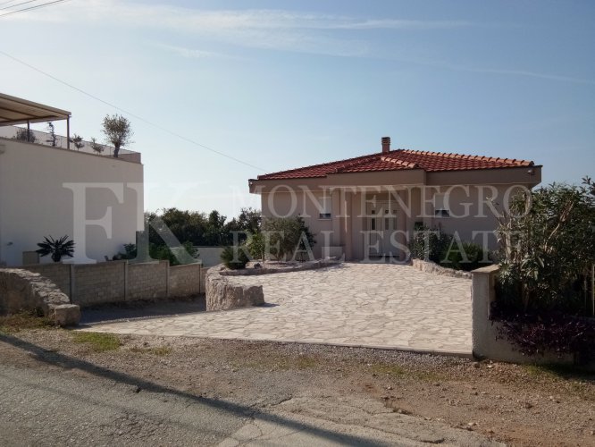 Newly Built House with Sea View in Krimovica – Dream Home with Large Garden, Garage and Two Residential Units