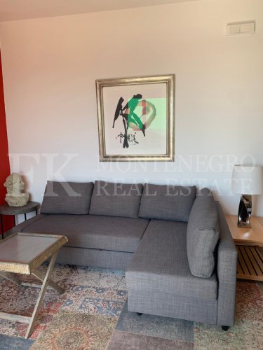 *Legalized. Exclusive apartment, 65m2, in prime location – Bar, Montenegro, with sea view, only a 3-minute walk to the sea and promenade.