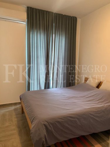 *Legalized. Exclusive apartment, 65m2, in prime location – Bar, Montenegro, with sea view, only a 3-minute walk to the sea and promenade.