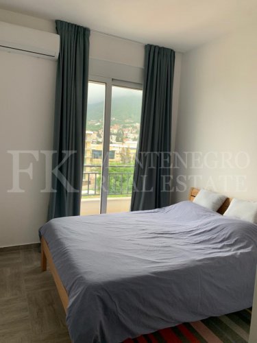 *Legalized. Exclusive apartment, 65m2, in prime location – Bar, Montenegro, with sea view, only a 3-minute walk to the sea and promenade.