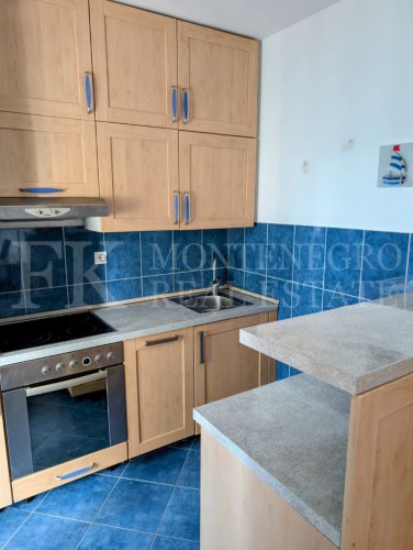 Charming Apartment with Sea View in Herceg Novi – Just 10 Minutes from the Old Town