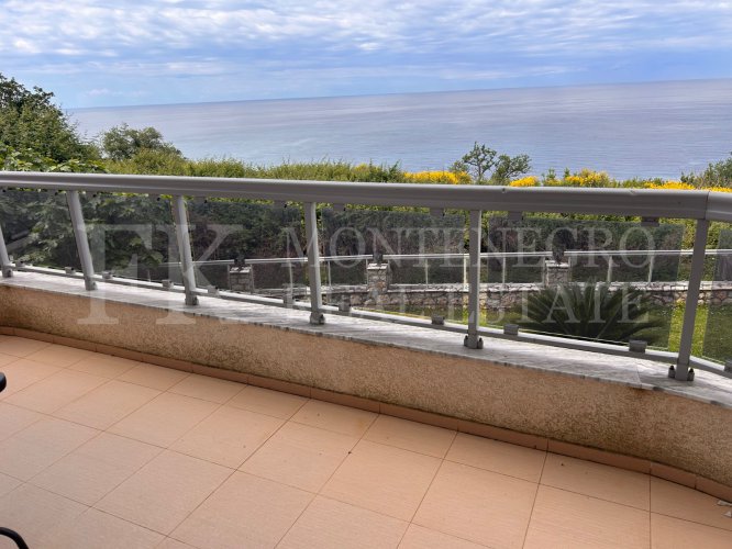 Exclusive Seaview Apartment,65m2, – Dobra Voda