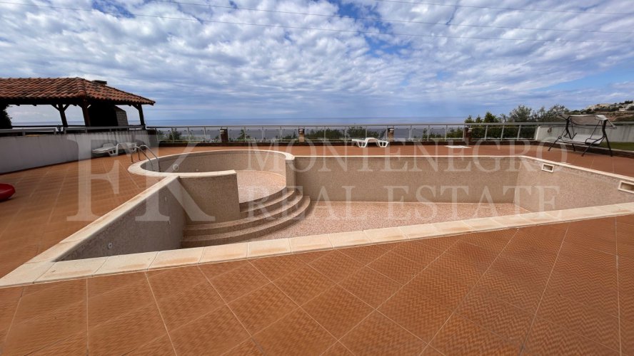 Exclusive Seaview Apartment,65m2, – Dobra Voda