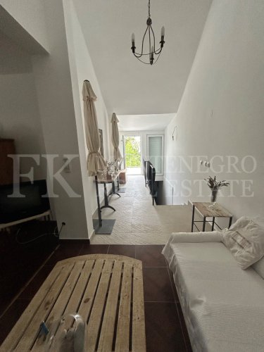 Country House with Unobstructed Sea View – Budva-Kuljaca