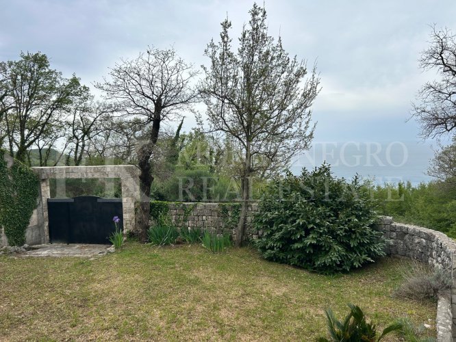 Country House with Unobstructed Sea View – Budva-Kuljaca