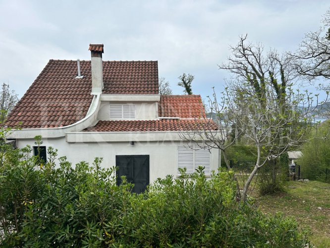 Country House with Unobstructed Sea View – Budva-Kuljaca