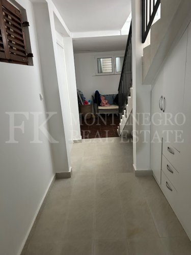 Country House with Unobstructed Sea View – Budva-Kuljaca