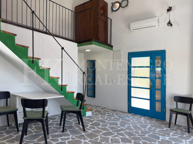 Charming Stone House, 102 m², Bar – Dapčevići Area, Fully Renovated, Move-In Ready, 2 Floors, Panoramic Sea & Mountain Views