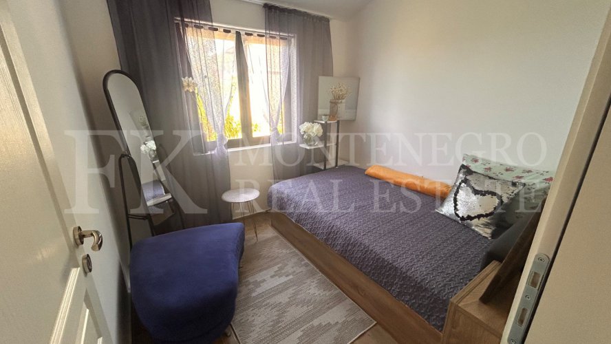 Legalized. Newly Renovated House with Sea View – Dobra Voda, 82 m² Living Space, Garden and Outbuilding