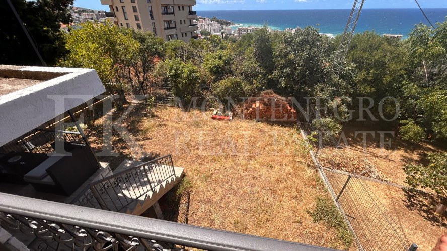 Legalized. Newly Renovated House with Sea View – Dobra Voda, 82 m² Living Space, Garden and Outbuilding