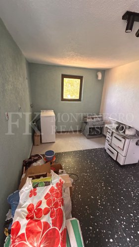 Legalized. Newly Renovated House with Sea View – Dobra Voda, 82 m² Living Space, Garden and Outbuilding