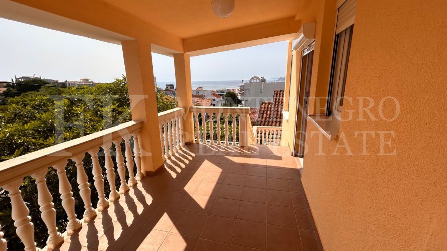 Renovated 167 m² House with Sea View in Dobra Voda – Dubrava-Pečurice, Just 10 Minutes from the Beach