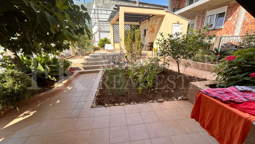 Renovated 167 m² House with Sea View in Dobra Voda – Dubrava-Pečurice, Just 10 Minutes from the Beach