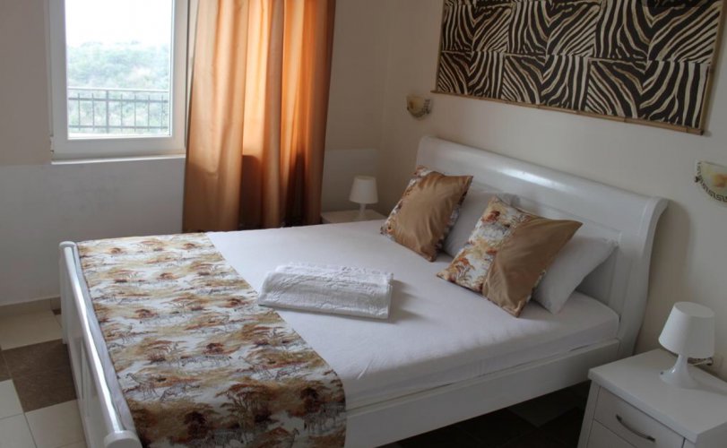 Villa in Budva with 9 Apartments and Sea View – Legalized Property for Sale in Montenegro