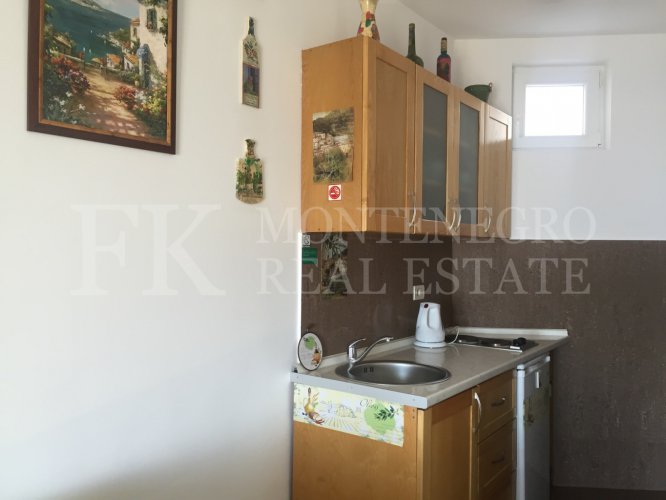 Villa in Budva with 9 Apartments and Sea View – Legalized Property for Sale in Montenegro