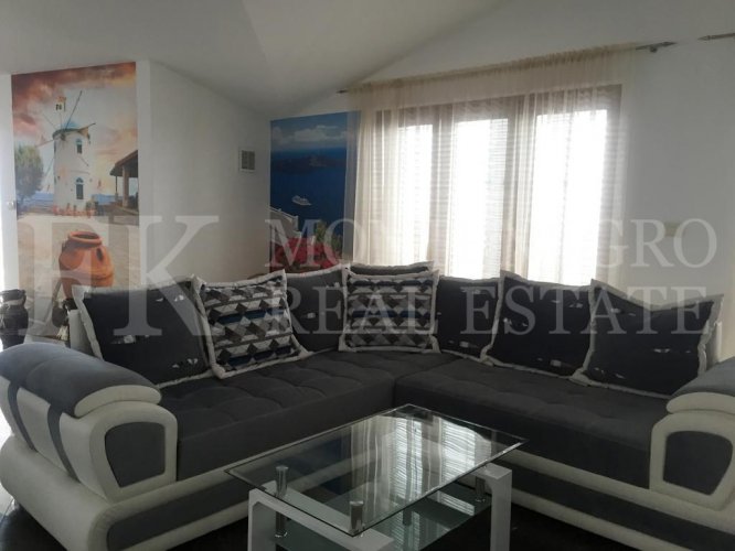 Villa in Budva with 9 Apartments and Sea View – Legalized Property for Sale in Montenegro