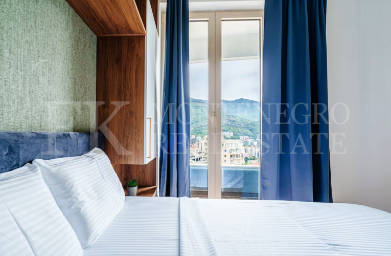 Luxury Apartment in Bečići – 65 m², only 2 minutes’ walk from the beach