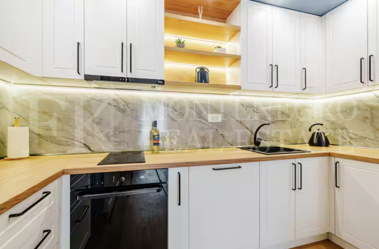 Luxury Apartment in Bečići – 65 m², only 2 minutes’ walk from the beach