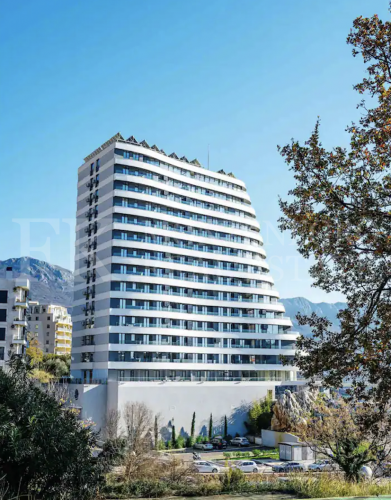 Luxury Apartment in Bečići – 65 m², only 2 minutes’ walk from the beach