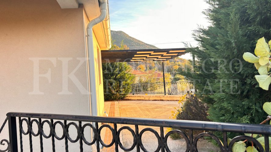 Legalized Bungalow (119 m²) with Sea View in a Gated Resort in Bar–Zupci