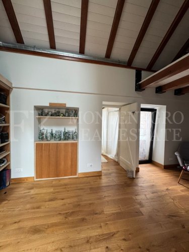 Rare opportunity: Renovated town house in the heart of Budva’s Old Town, 120 m², with a patio – only one minute walking distance from the sea.