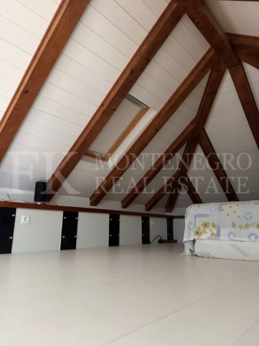 Rare opportunity: Renovated town house in the heart of Budva’s Old Town, 120 m², with a patio – only one minute walking distance from the sea.