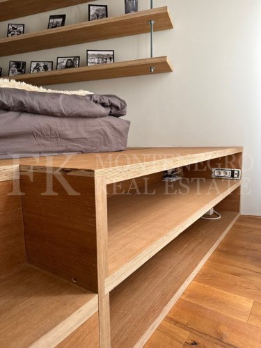 Rare opportunity: Renovated town house in the heart of Budva’s Old Town, 120 m², with a patio – only one minute walking distance from the sea.