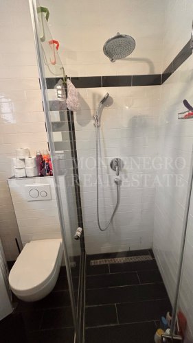 Rare opportunity: Renovated town house in the heart of Budva’s Old Town, 120 m², with a patio – only one minute walking distance from the sea.